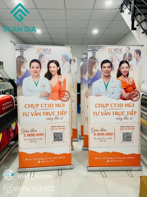 Thiết kế standee thẩm mỹ az nose giới thiệu dịch vụ tư vấn trực tiếp từ bác sĩ.